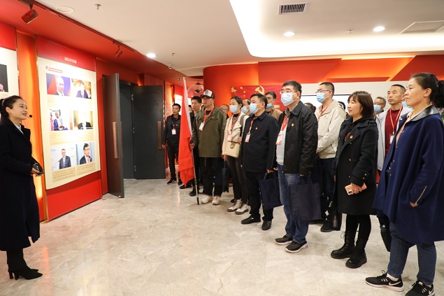 追尋紅色足跡 傳承延安精神——安彩高科第一期黨史學(xué)習(xí)教育培訓(xùn)班順利結(jié)課