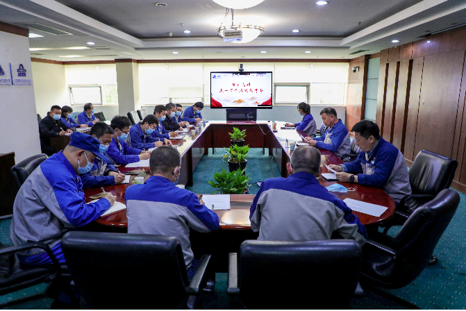 以清為美，以廉為榮——安彩高科紀(jì)委召開(kāi)五一節(jié)前廉政教育會(huì)