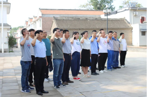 “賡續(xù)革命傳統(tǒng)，強化使命擔(dān)當(dāng)”——焦作安彩開展建黨101周年主題黨日活動