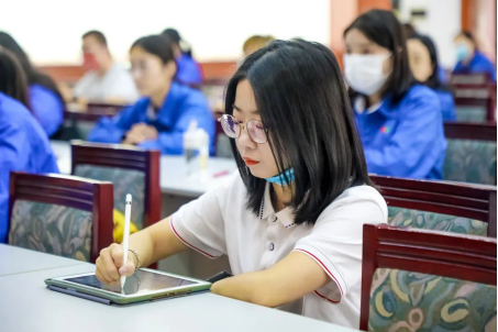 小小寫作課，生發(fā)大能量